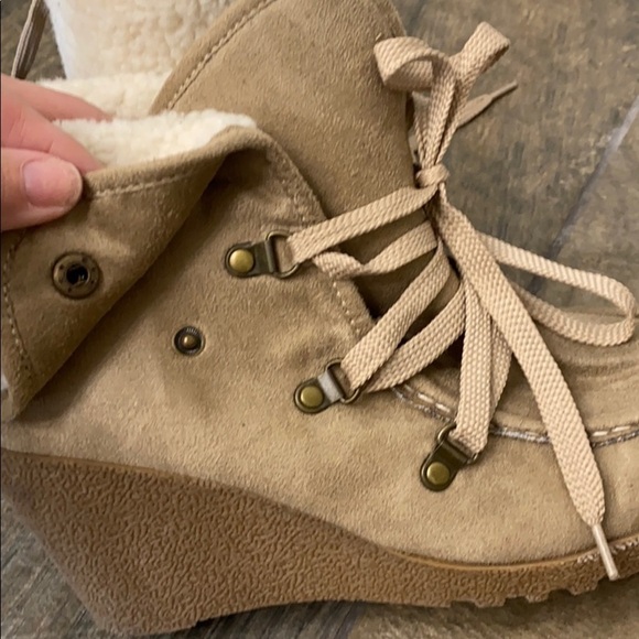 Unionbay brown faux fur lined boots size 9M - Picture 13 of 14